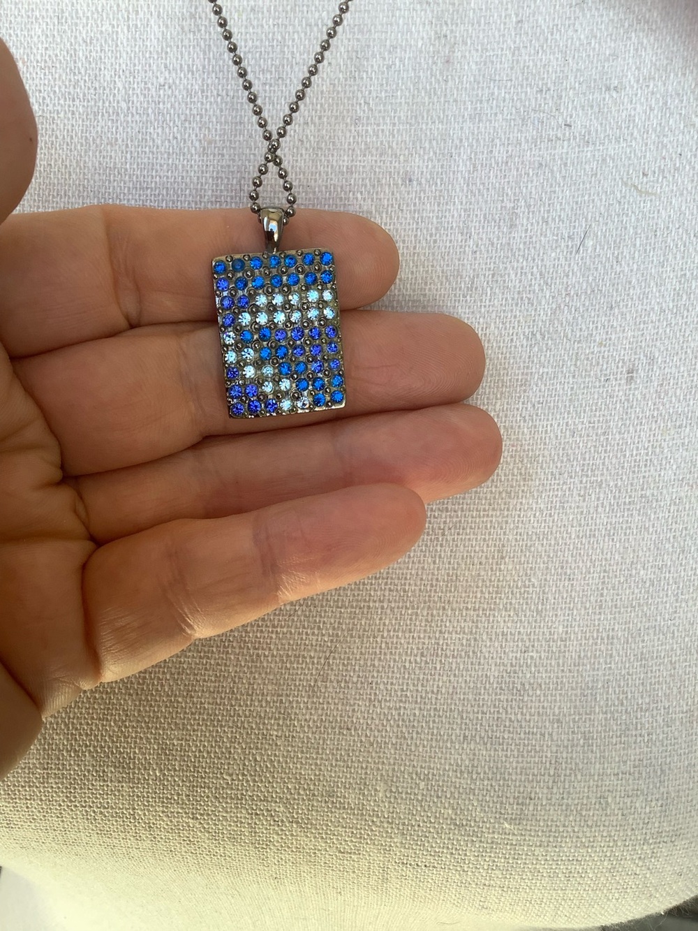 GUESS Blue Gradient Crystal Square Pendant Necklace - Picture 4 of 6